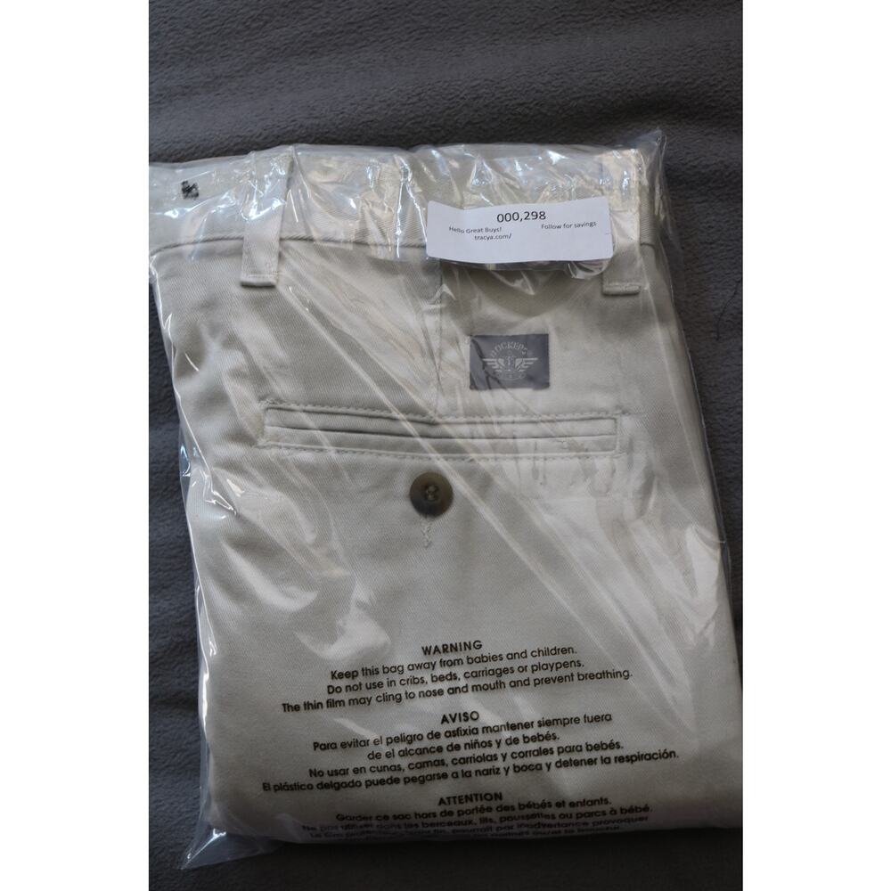 DOCKERS Pleated Khakis Men 32x30 Beige 100 Cotton Classic No Wrinkle Made In USA - Picture 15 of 15